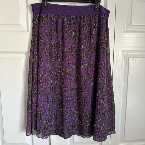 Lularoe Lola Purple Feather Pattern Skirt Sz XL Flowy Hippie Fairy Festival Boho - Picture 3 of 9